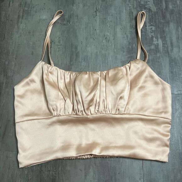 Forever 21 Satin Cropped Tank Top Peach Size Small NWT - Picture 1 of 4
